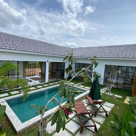 Allure Villa Cempaka Private Pool Kuantan Buitenkant foto