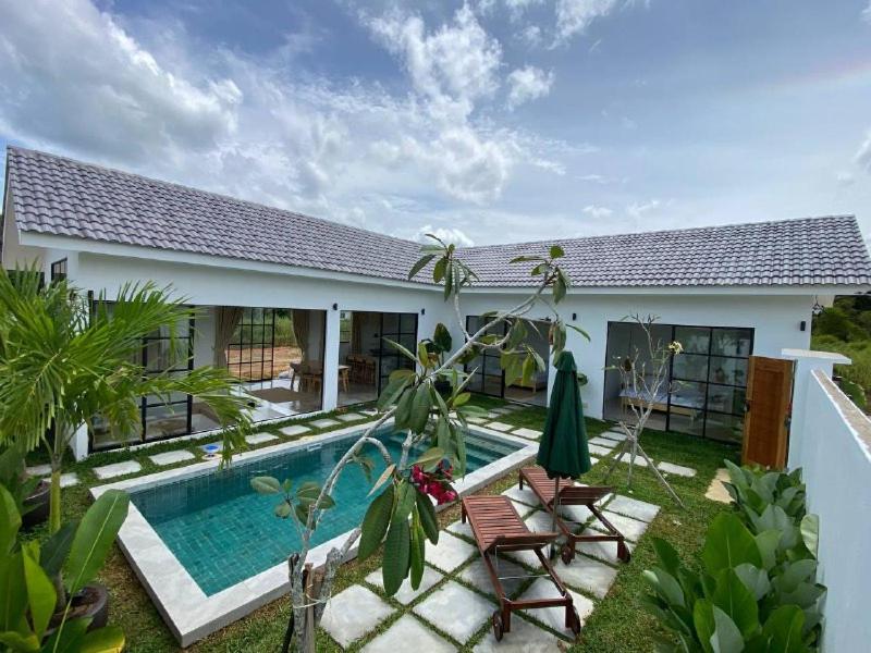 Allure Villa Cempaka Private Pool Kuantan Buitenkant foto