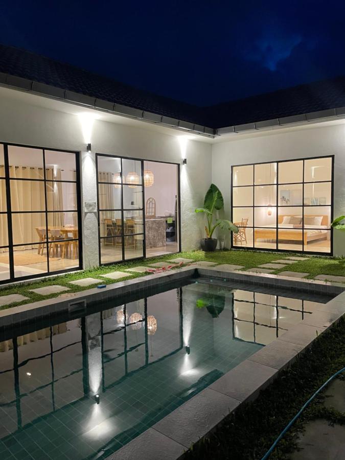 Allure Villa Cempaka Private Pool Kuantan Buitenkant foto